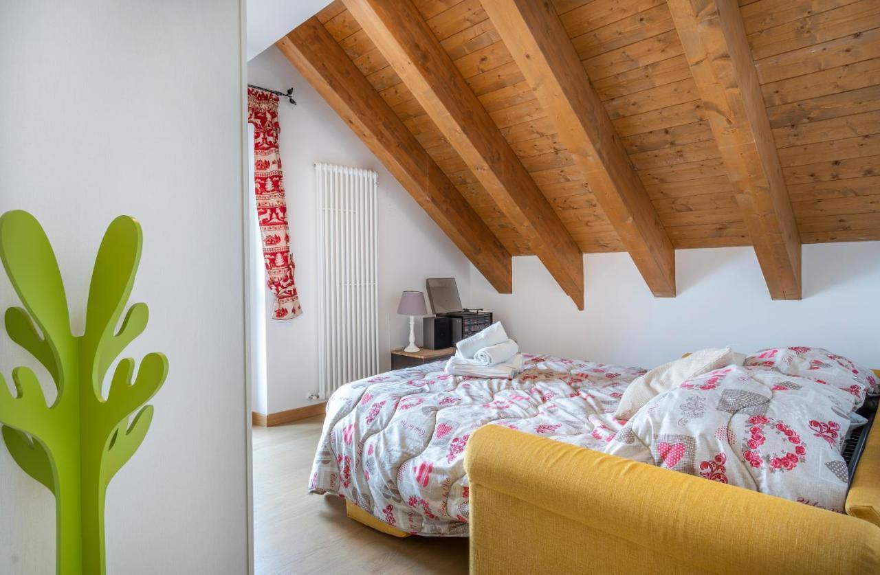 Golf View Apt With Parking And Mountain View! Apartman Tarvisio Kültér fotó